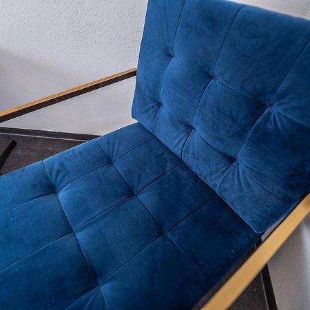City Wohnung Fn L 5 Klimatisiert Mit Balkon Und Kueche Friedrichshafen Bagian luar foto