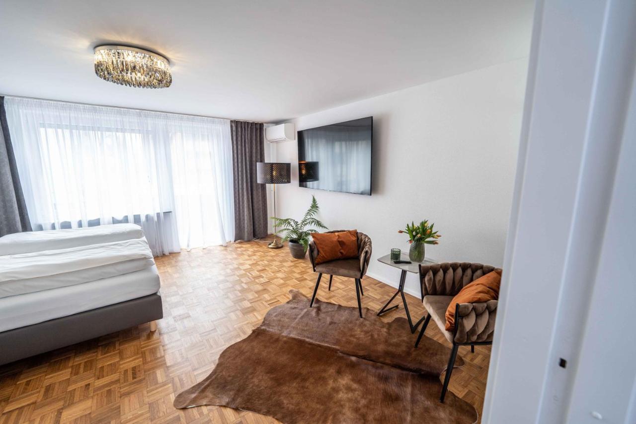 City Wohnung Fn L 5 Klimatisiert Mit Balkon Und Kueche Friedrichshafen Bagian luar foto